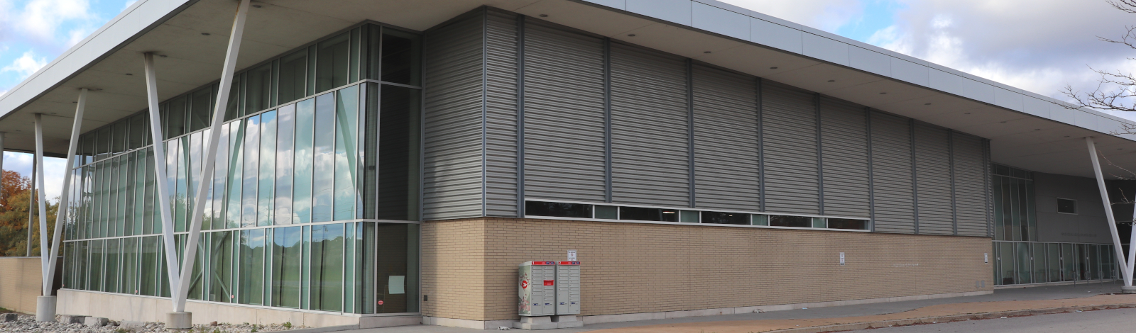 Front of building Stronach Aurora Recreation Complex